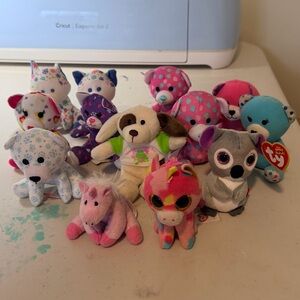 Stuffed animal minis qty 13